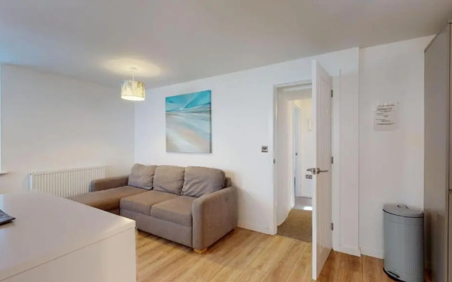 25 Mellanear Court, Hayle