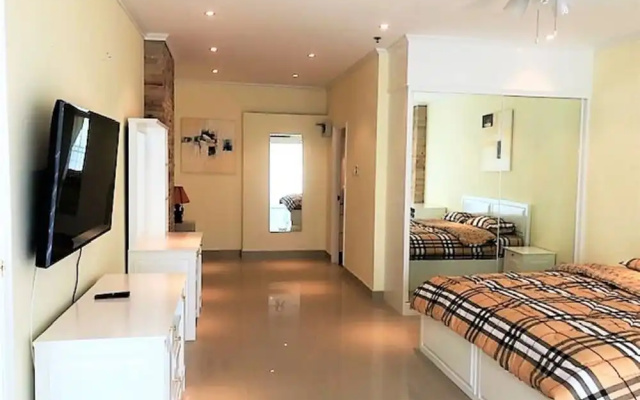 1-bed in View Talay 5D - Sleeps 2 - Close to Beach