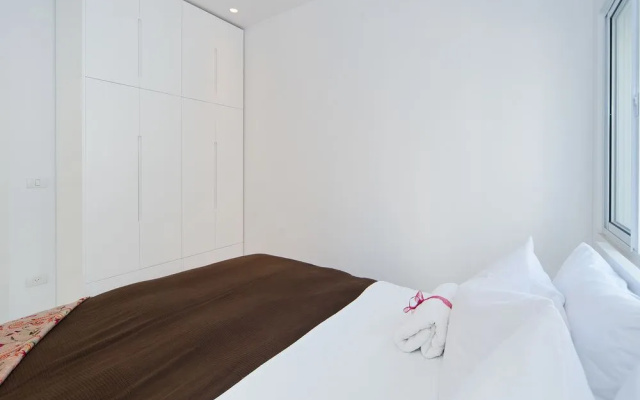 Stunning Apt w/ Balcony & Sea View by Sea N' Rent