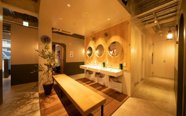 Glamping Tokyo Asakusa - Hostel
