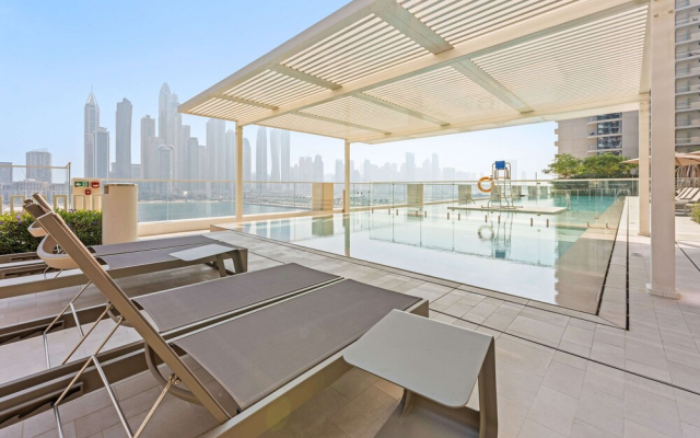 Silkhaus in Marina Vista Stunning 1bdr Sea View