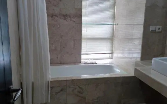 Somerset Berlian Apartment