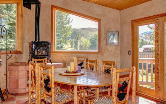 The Daystar Home by Alpine Ski Properties
