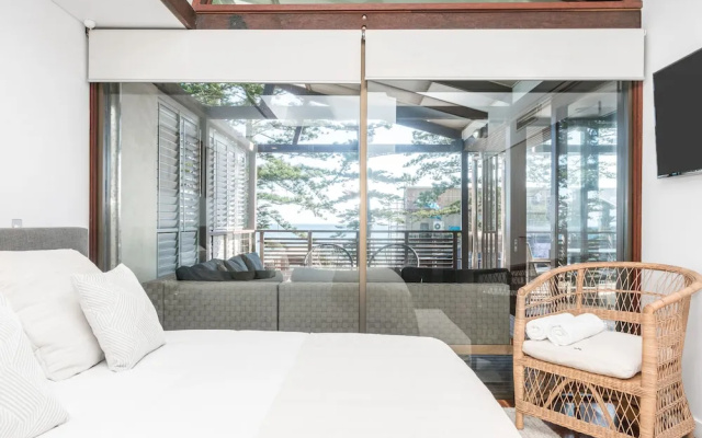 Your Luxury Escape - On The Bay