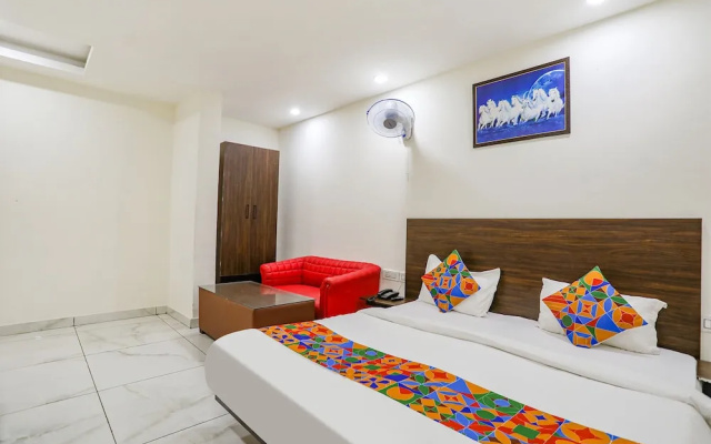 Fabhotel Kinsfolk