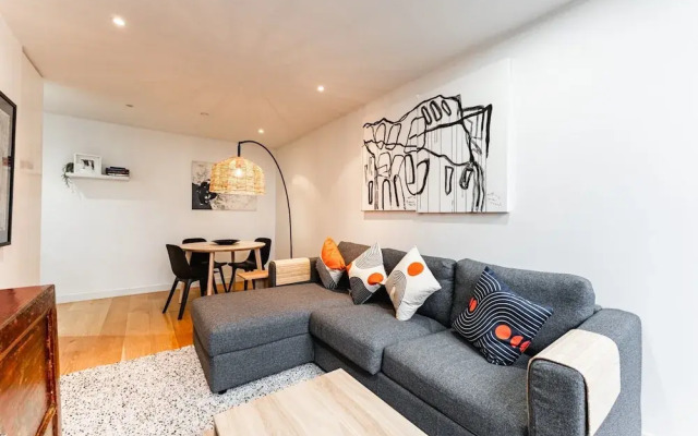 Nott's Nook- 1-bed With Rooftop Views