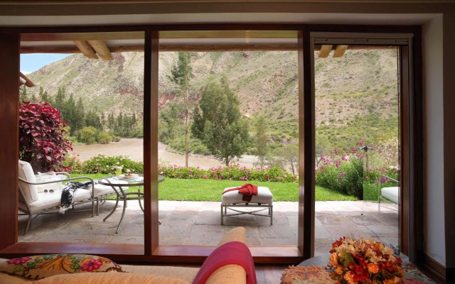 Lucaya Village Resort By Viva Homes Intl