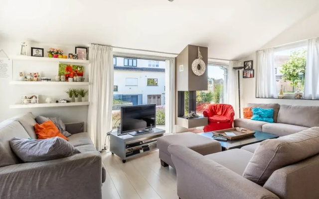 Villa in Koksijde With Sunny Terrace