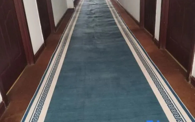 Haiyan South Hotel