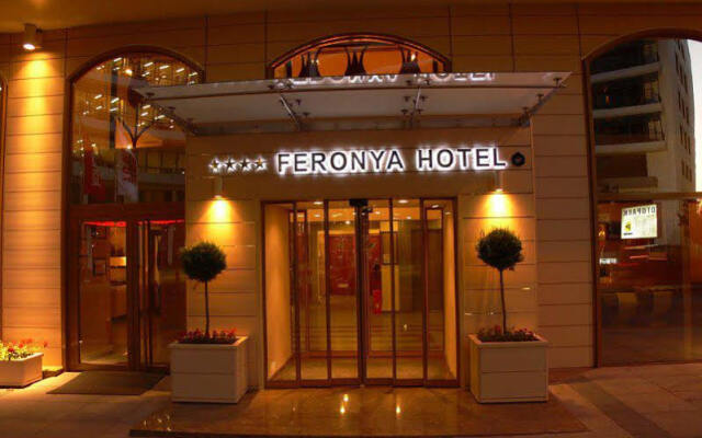 Feronya Hotel вид на фасад