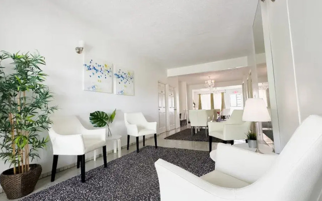 Aibonito Hotel 210