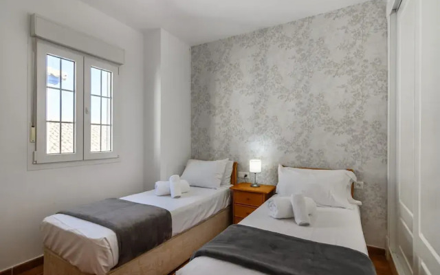 Beachfront Family Comfort Apartment