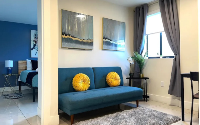Miami Suite 306