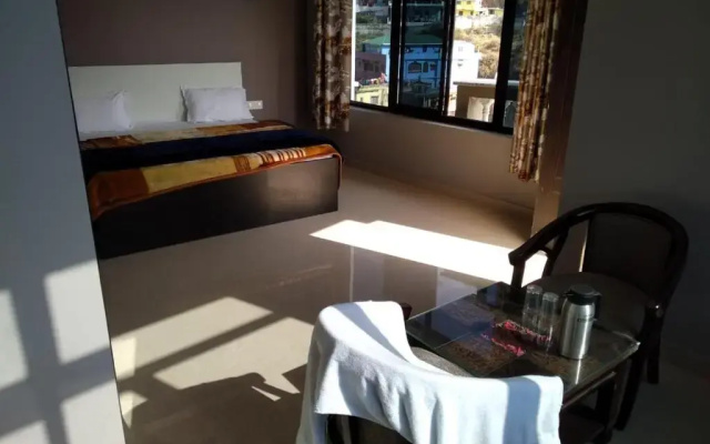HOTEL-78
