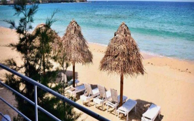 Vista Rooms Dutch Bay 2