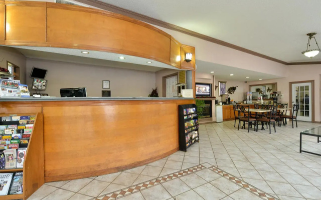 Americas Best Value Inn-North Little Rock