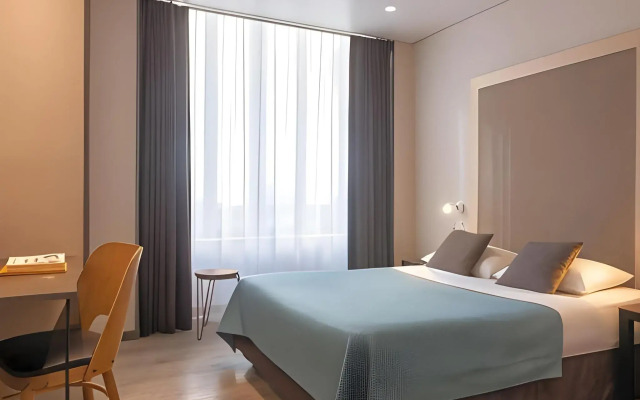 Central Hotel Paris