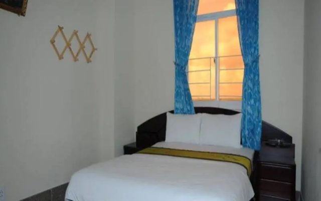 Duc Long Gia Lai Hotels & Apartment