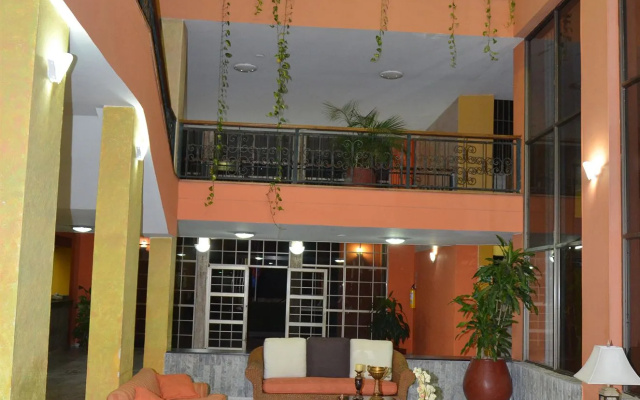 Hotel Palmarena Plaza