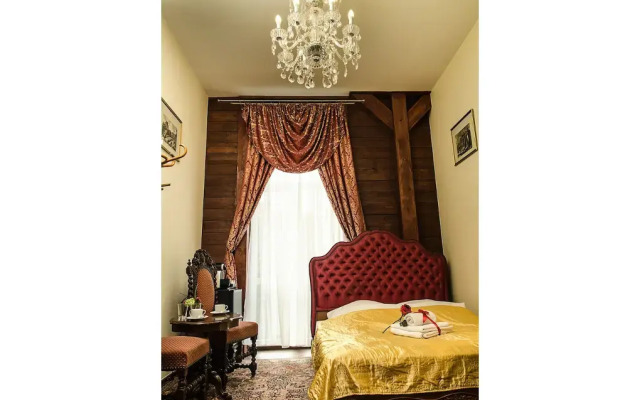 Łódzki Pałacyk Historic Hotel