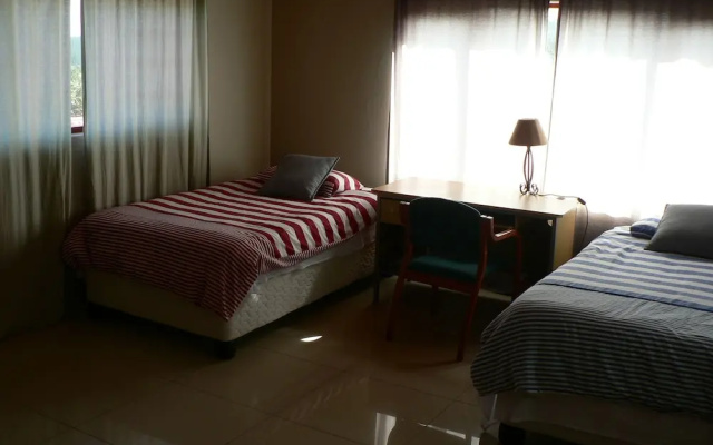 Heroldsbaai Holiday Home