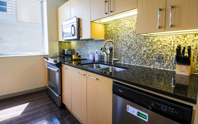1 Bed Downtown Apt With Great Wifi!