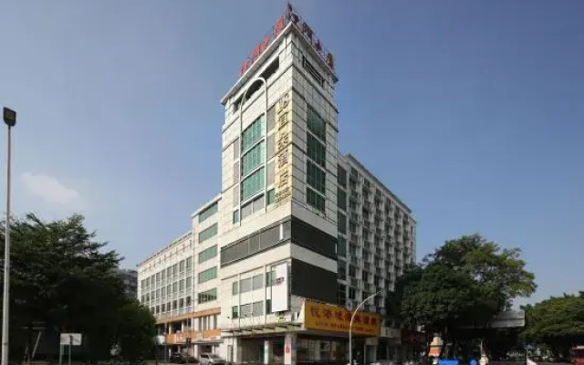 18 Yiduo Hotel (Diwang Plaza 33 Xu Street)