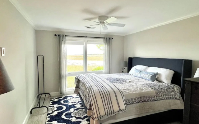 2112 Landfall Way