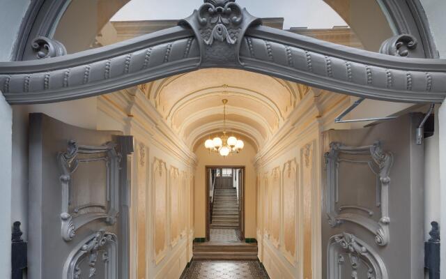 Отель Louren Apartments Чехия, Прага - отзывы, цены и фото номеров - забронировать отель Louren Apartments онлайн вид на фасад