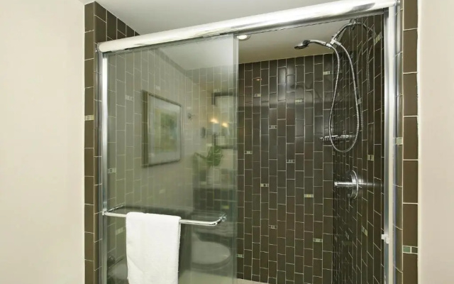 Regency on Beachwalk #32
