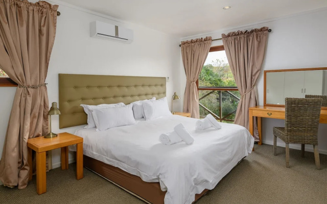 San Lameer Villa Rentals 10301