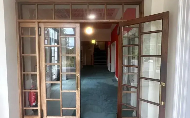 Cluny Hill Hotel