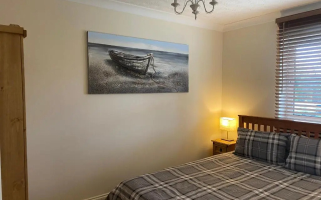 Waterfront House 3 BR Parking St Neots Town Centre