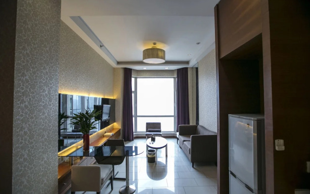 Love Holiday Inn apartment