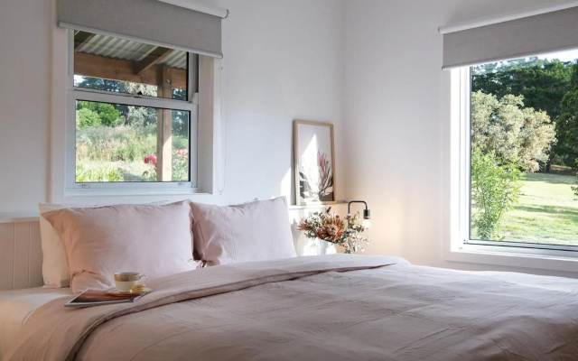 Acacia House
