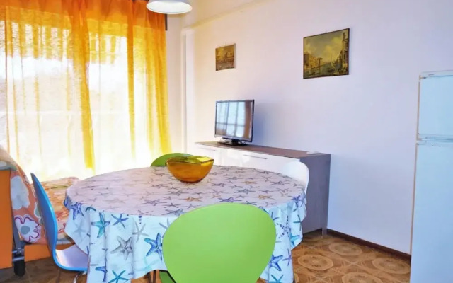 Sea-view Apartment in Caorle for 5