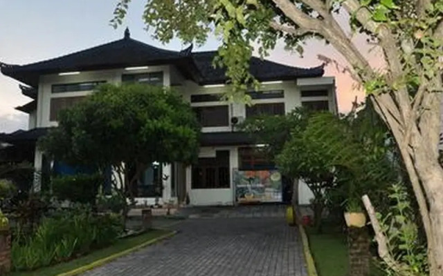 Sanur Avenue