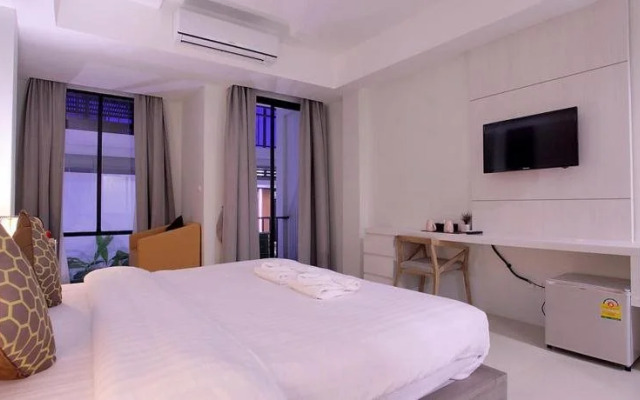 Win D Hotel