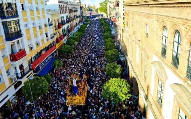 The Zentral Triana
