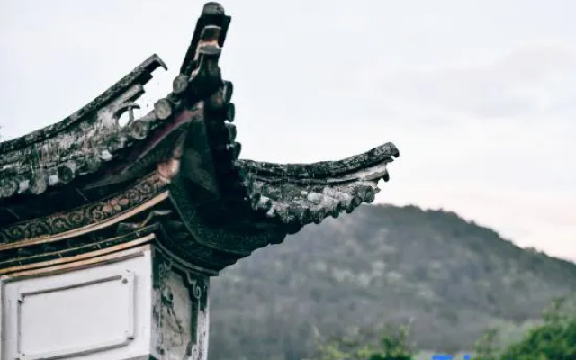 Rulai Yunshui Inn