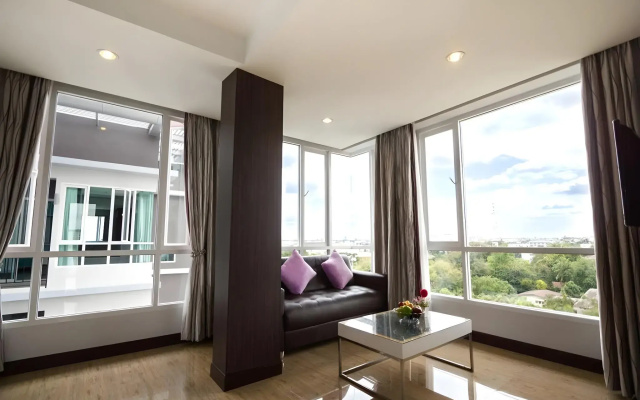 The Ozone Boutique Hotel (SHA Plus)