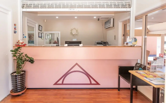 Engadine Motor Inn