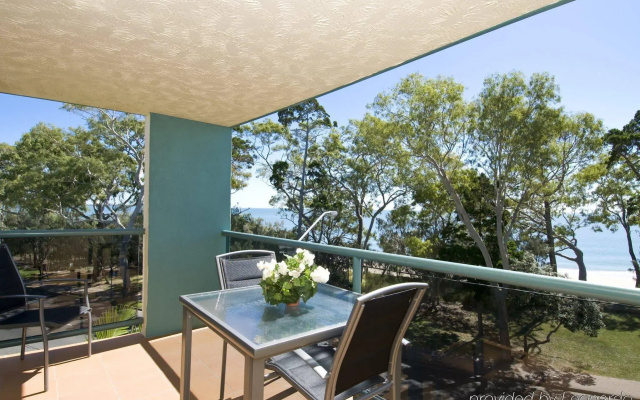 Shelly Bay Resort