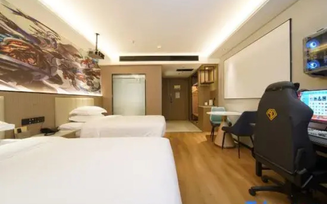 Yiju Yue Hotel (Wuyi Square Railway Station Branch)