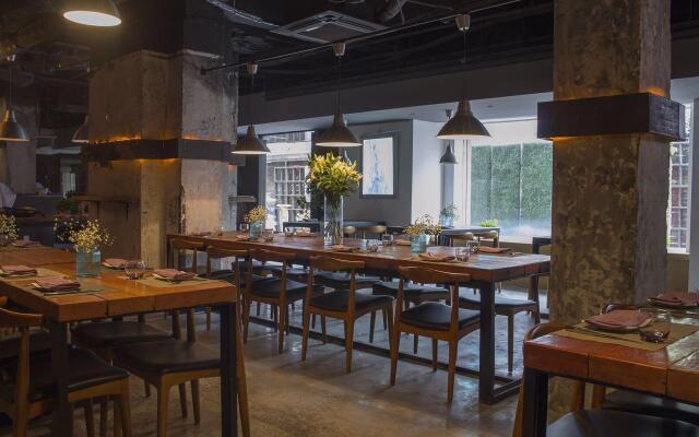 8 Art Hotel on the Bund