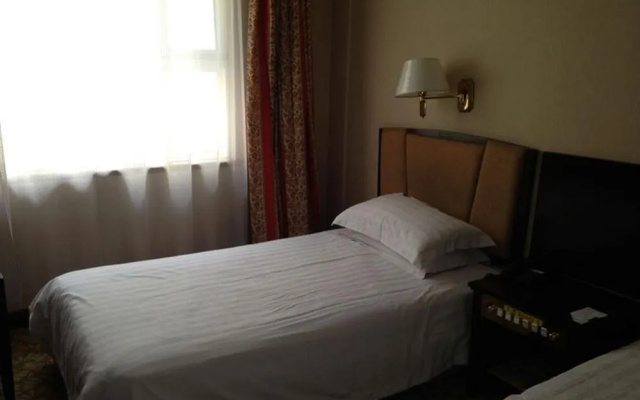 Qi Dong Grand Hotel
