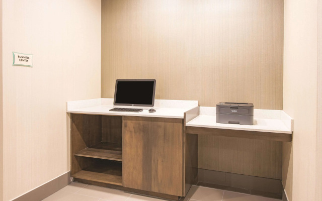 La Quinta Inn & Suites by Wyndham York