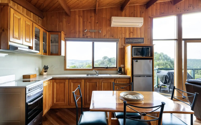 Great Ocean Road Accommodation At The Boomerangs