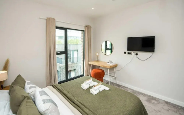 16 Minutes Walk To London Eye/shard View & Balcony