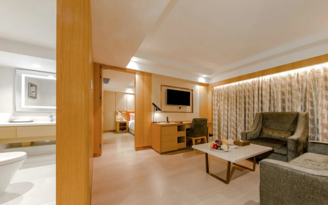 Royal Dragon Hotel